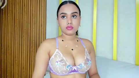 Valen  online show from 04-23-26, 06:43