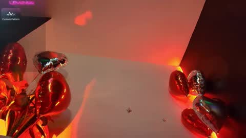 Snapshot of valengray chatting on 02-13-25, 02:31 Valen online show from 02-13-25, 02:31