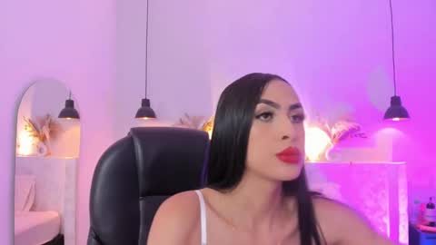 Snapshot of valenn__smith chatting on 02-12-25, 12:33 Valentina online show from 02-12-25, 12:33