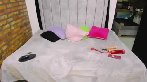 Valentina online show from 11-02-25, 11:07