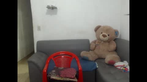 valentina028 online show from 03-05-25, 08:00