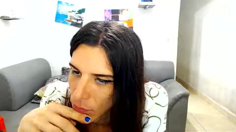 valentina028 online show from 06-11-26, 10:13