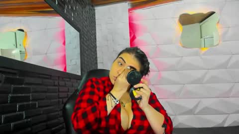 Valentina online show from 12-28-24, 07:54