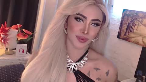 Amanda online show from 09-28-25, 02:55