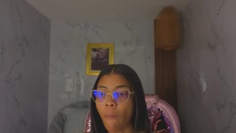 Snapshot of valentina_gomez_s chatting on 06-22-26, 12:35 Valentina online show from 06-22-26, 12:35