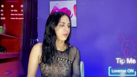 valentina_horny777 online show from 11-01-25, 11:18