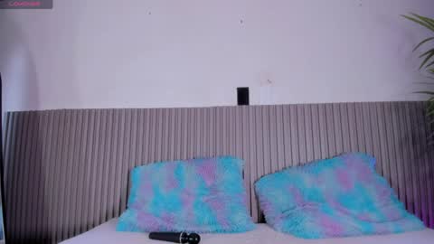 Valentina online show from 04-18-26, 07:58