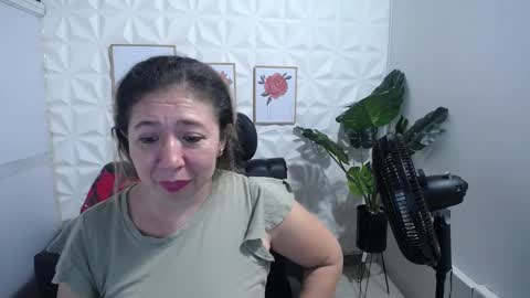 Valentina  online show from 02-16-25, 04:42