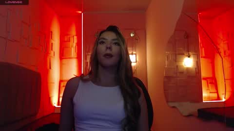 Snapshot of valentina_red18 chatting on 11-06-25, 04:08 Valentina online show from 11-06-25, 04:08