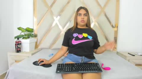 valentinaasm online show from 03-31-26, 12:49