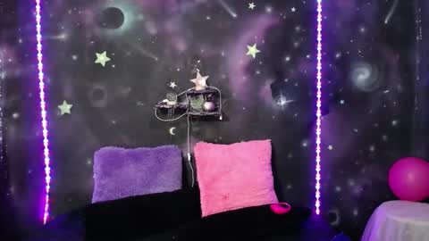 valentinarojass_ online show from 02-26-26, 01:54