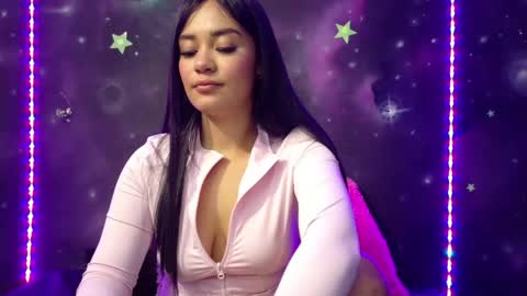 Snapshot of valentinarojass_ chatting on 06-06-26, 04:12 valentinarojass_ online show from 06-06-26, 04:12