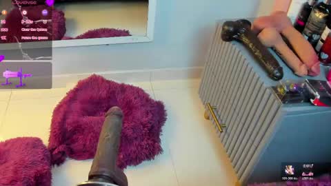 Mia  online show from 04-23-26, 08:33