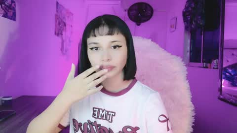 Snapshot of valentinna_5 chatting on 02-02-26, 07:29 Danielle Please help me to reach 300 thumbs up online show from 02-02-26, 07:29