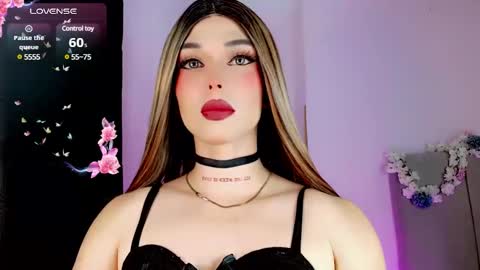 Snapshot of valentinne_marian chatting on 03-01-25, 07:41 Marian online show from 03-01-25, 07:41