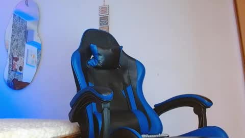 Mistery Guy online show from 10-30-25, 12:56