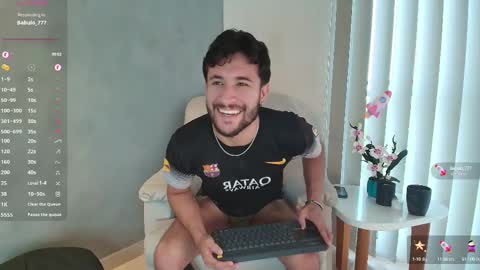 Valentino online show from 02-22-25, 09:37