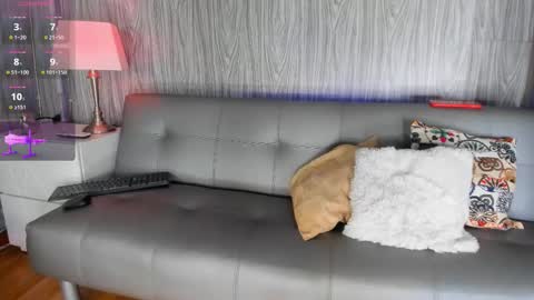  Valentinos  online show from 11-19-25, 08:20