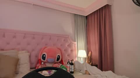 Snapshot of valentoro1 chatting on 02-14-25, 11:53 Vale Toro online show from 02-14-25, 11:53