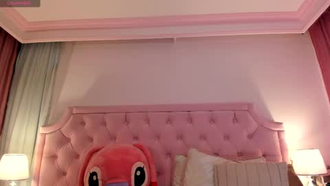 Snapshot of valentoro1 chatting on 02-20-25, 12:04 Vale Toro online show from 02-20-25, 12:04