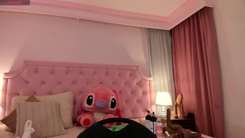 Snapshot of valentoro1 chatting on 03-12-25, 12:15 Vale Toro online show from 03-12-25, 12:15