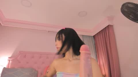 Snapshot of valentoro1 chatting on 09-10-25, 11:21 Vale Toro online show from 09-10-25, 11:21