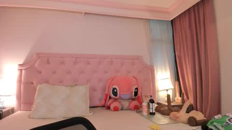 Snapshot of valentoro1 chatting on 11-02-25, 11:56 Vale Toro online show from 11-02-25, 11:56