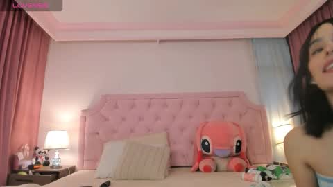 Snapshot of valentoro1 chatting on 11-08-25, 01:00 Vale Toro online show from 11-08-25, 01:00