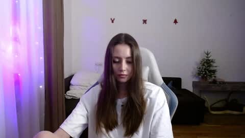 Snapshot of valents_cherry chatting on 01-03-25, 04:37 Valentina online show from 01-03-25, 04:37