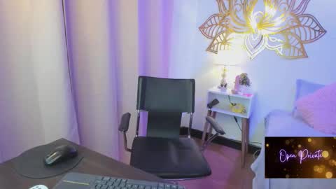 Valery And Daniel online show from 11-11-25, 01:16