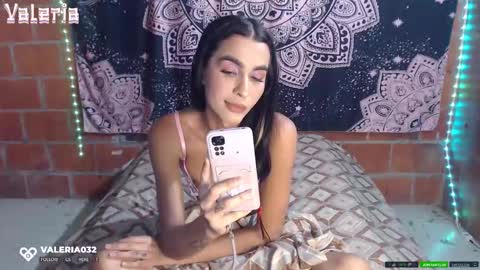 Snapshot of valeria032 chatting on 09-18-25, 02:35 valeria online show from 09-18-25, 02:35