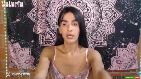 Snapshot of valeria032 chatting on 09-28-25, 04:51 valeria online show from 09-28-25, 04:51