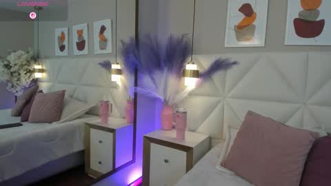 Snapshot of valeria_carter_ chatting on 11-09-25, 12:03 valeria_carter_ online show from 11-09-25, 12:03