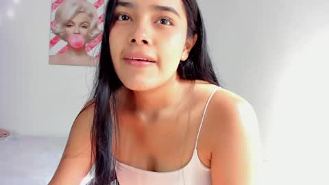 valeria_miller69 online show from 05-01-26, 01:37