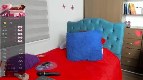 Snapshot of valeria_teiku1 chatting on 02-15-25, 06:02 Valeria online show from 02-15-25, 06:02