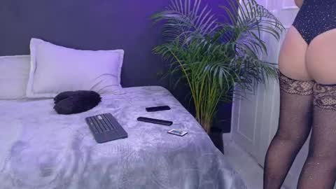 valeriaa cruz online show from 05-21-26, 02:24
