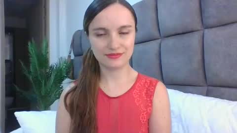 valeriafrannco online show from 02-04-25, 03:44