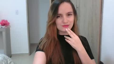 valeriafrannco online show from 03-02-25, 10:38