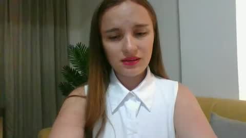 valeriafrannco online show from 09-29-25, 04:06