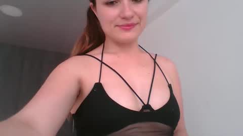 valeriafrannco online show from 05-08-26, 08:58
