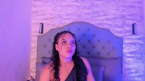 Snapshot of valeriajlio chatting on 09-23-25, 11:35 Valeria online show from 09-23-25, 11:35