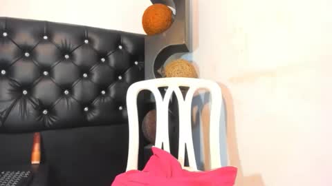 valeriapinkk online show from 04-24-26, 02:52