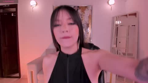 Valeria online show from 12-18-25, 04:40