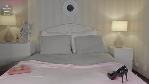 Snapshot of valeriasecret chatting on 12-05-25, 05:38 Valeria online show from 12-05-25, 05:38