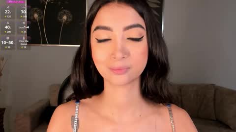 Snapshot of valeriavelvet chatting on 09-11-25, 12:05 Vale  online show from 09-11-25, 12:05