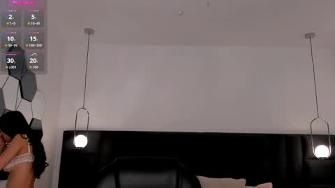 Vale  online show from 11-21-25, 12:15