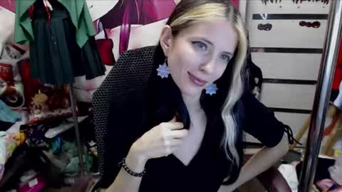 ValeriaXKiss online show from 01-09-26, 08:43