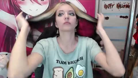 ValeriaXKiss online show from 03-09-26, 08:51