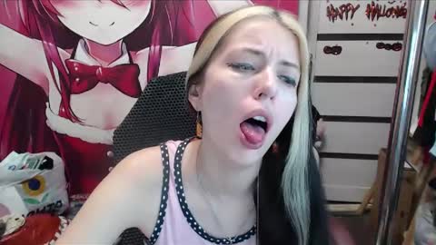 ValeriaXKiss online show from 03-31-26, 10:54
