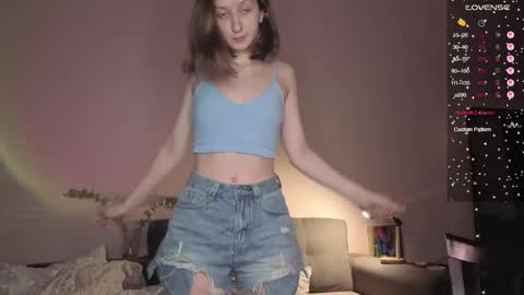 Kristi moony online show from 05-30-26, 07:33